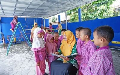 Kilang Cilacap Salurkan Bantuan Pendidikan Rp150 Juta Selama 2024